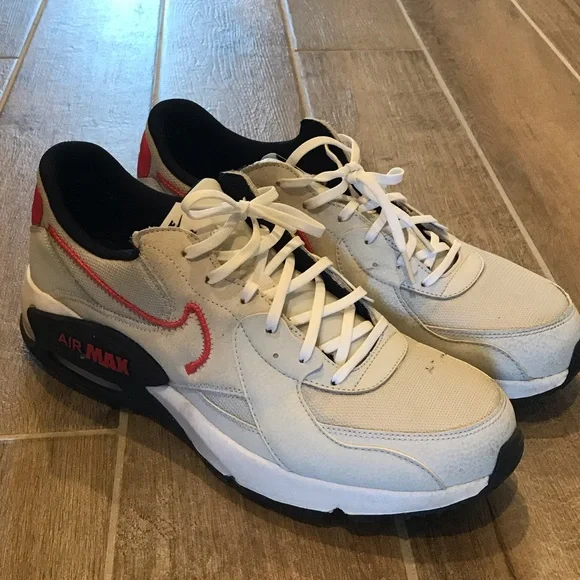 Nike Air Max Sneakers - size 13 - Picture 2 of 3